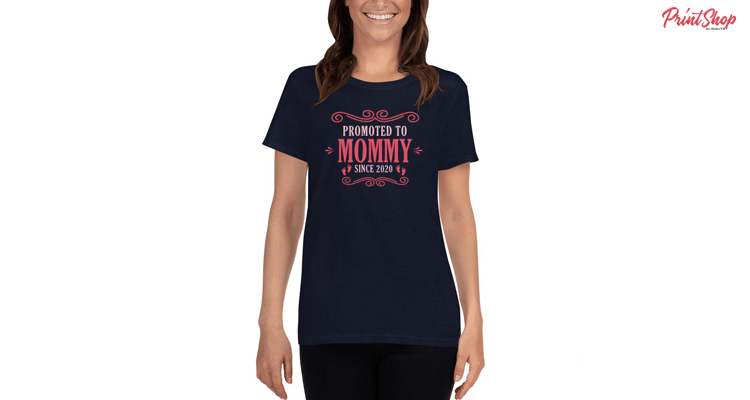 Promoted To Mommy Since 2020 Women's T-Shirt
